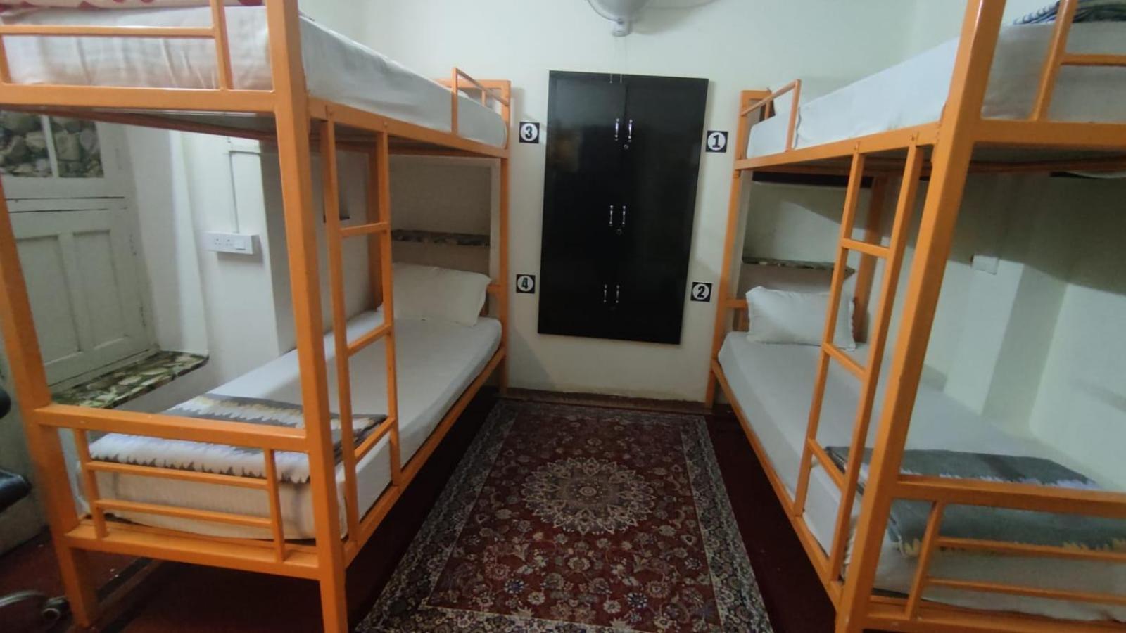 Inka Kashi Hostel Varanasi Exterior photo